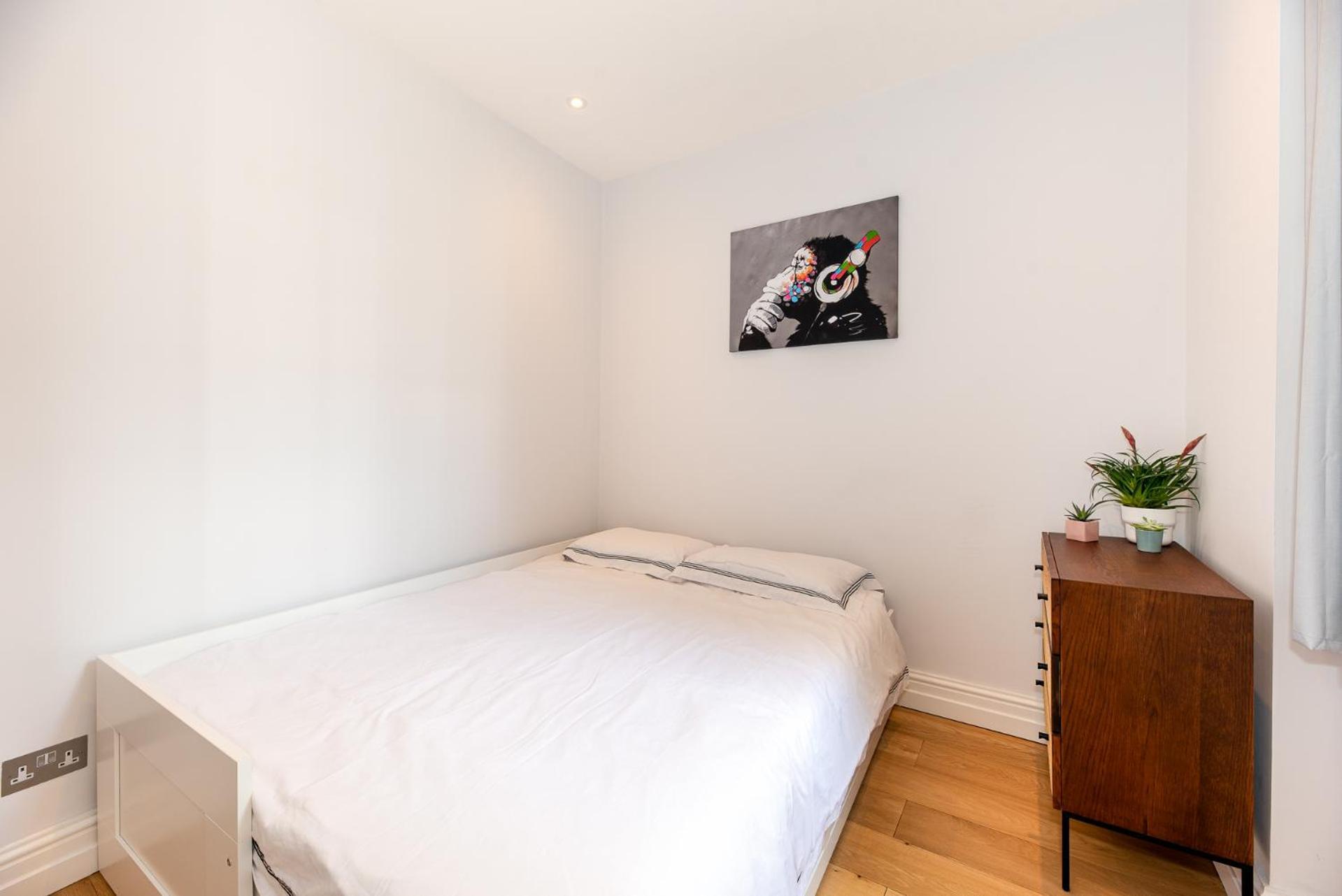 2-Bedroom Victorian Apartment In Kensington London Exterior foto
