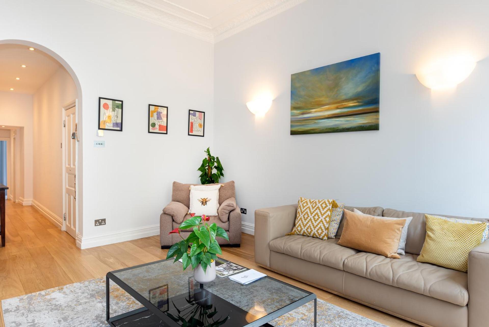 2-Bedroom Victorian Apartment In Kensington London Exterior foto